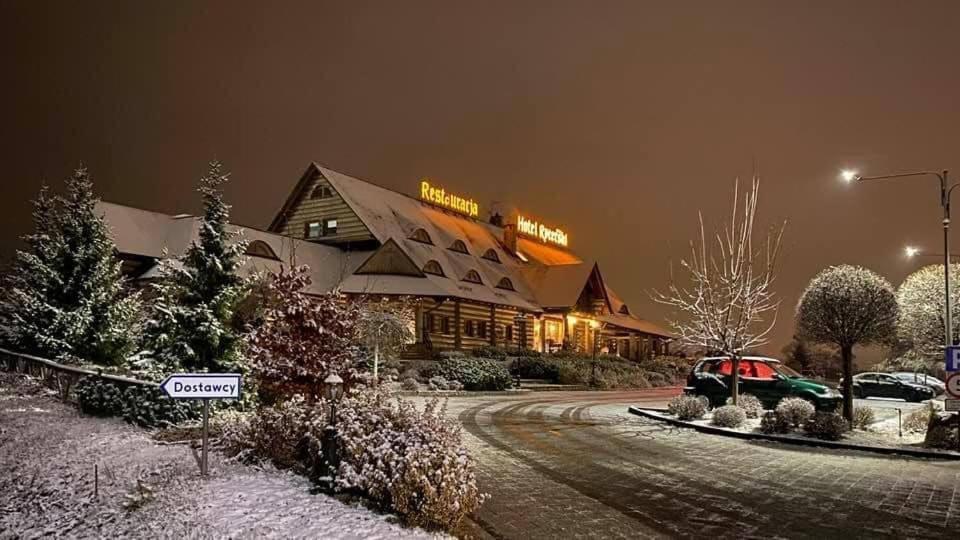 Hotel Rycerski Czeladź Eksteriør billede