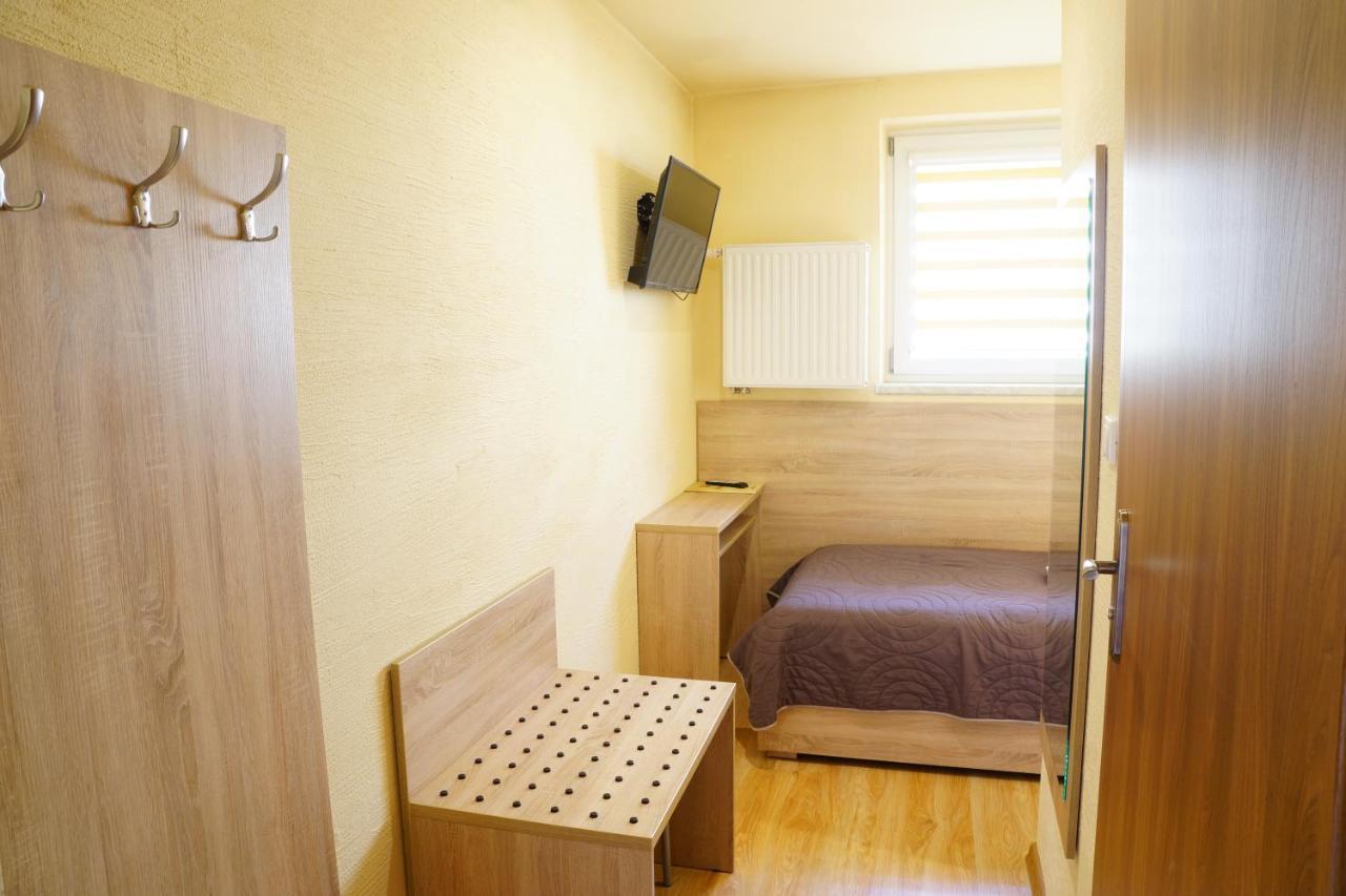 Hotel Rycerski Czeladź Eksteriør billede